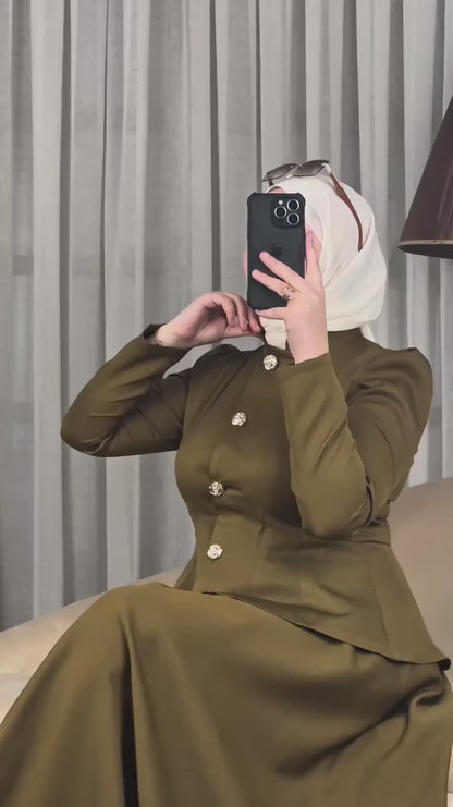 فستان قمر أنيق ومحتشم